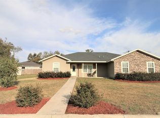 907 NW 255th Way, Newberry, FL 32669