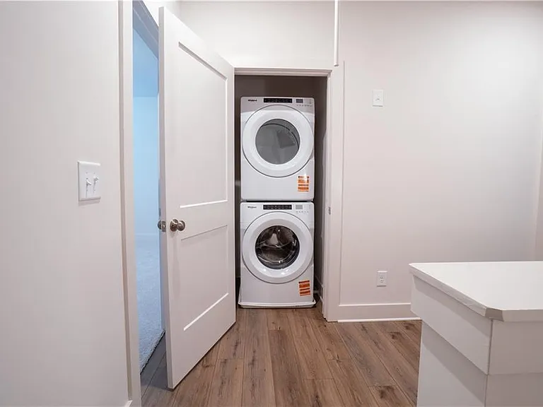 1394 Cozy Cir SE — Photo 21