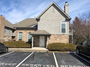 19 Foxcroft Rd APT 103, Naperville, IL 60565