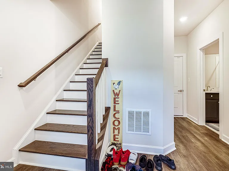 2335 Water Promenade Ave — Photo 7