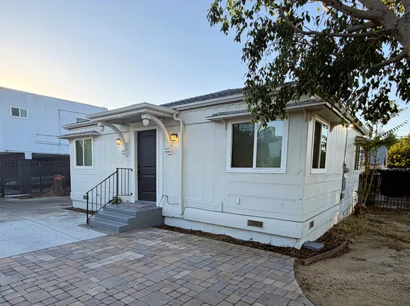 11926 Hart St, North Hollywood, CA 91605