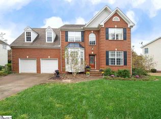 6 Shadowrock Ct, Simpsonville, SC 29681