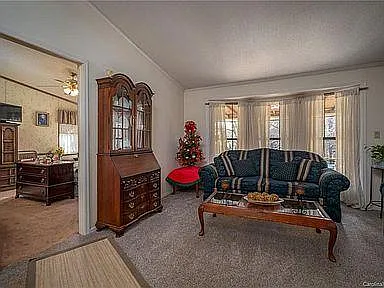 9700 Beatties Ford Rd — Photo 10