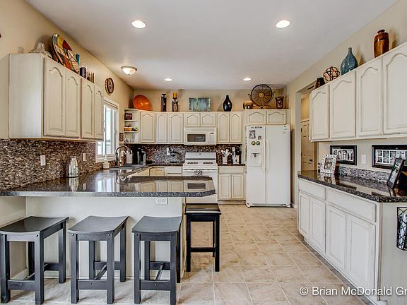 5th image of 3566 Walnut Park Dr