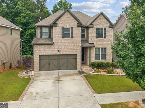 2750 Blake Towers Ln, Buford, GA 30519