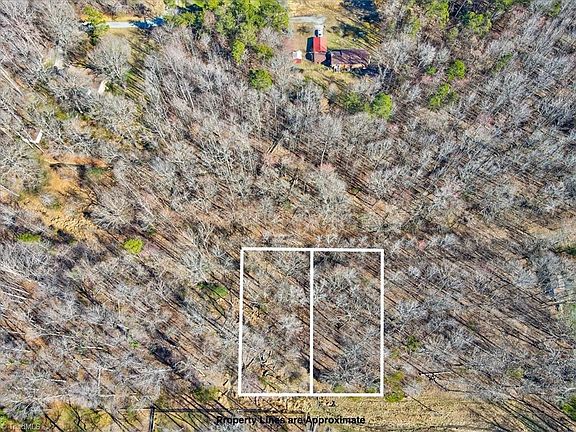 5th image of 5204-5206 5208 Woodwind Dr #5210-19