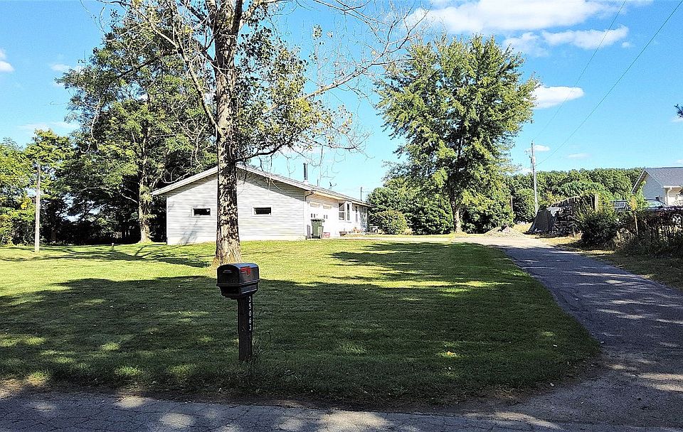 1st image of 35063 S 23rd St