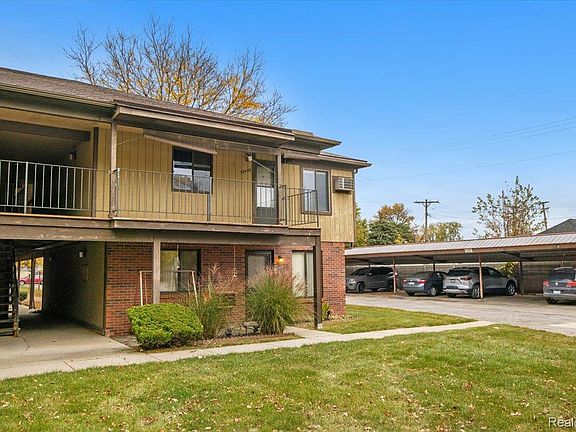 5th image of 30442 Utica Rd