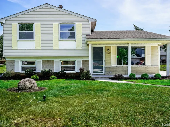 23025 Whitby Ave, Flat Rock, MI 48134
