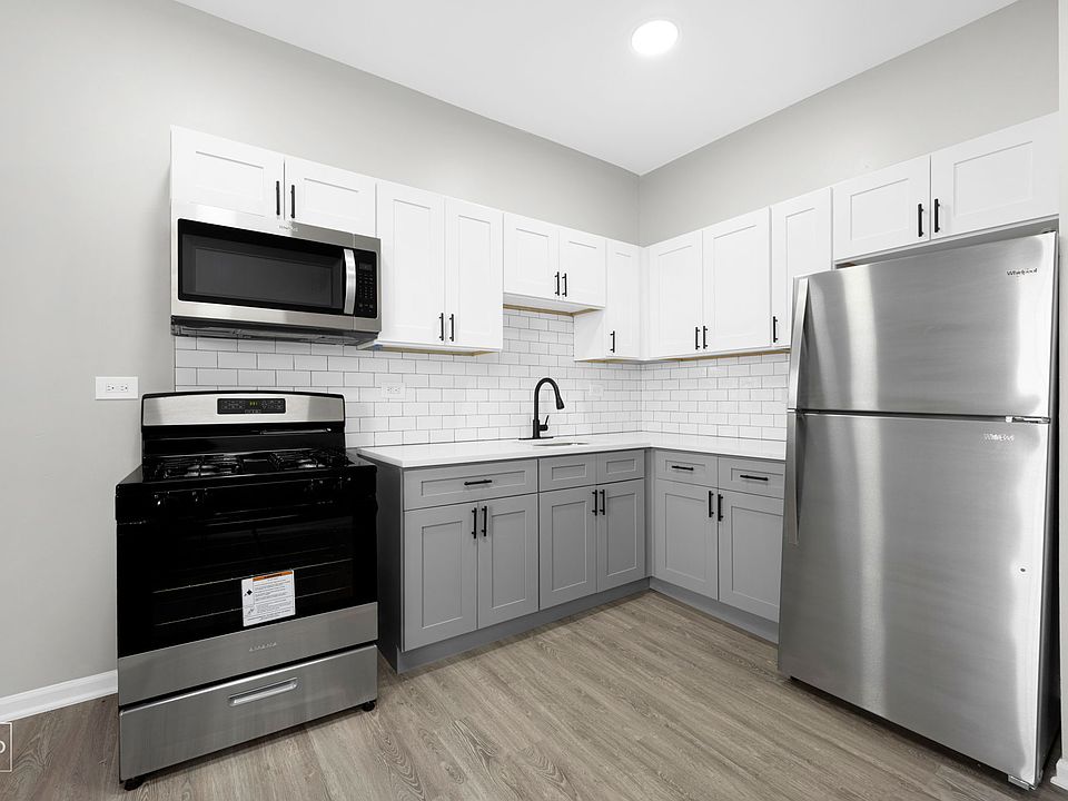 1st image of 8954 S Commercial Ave #3B