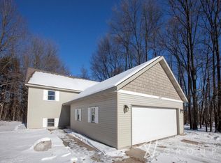 5127-E Fulton St E, Ada, MI 49301
