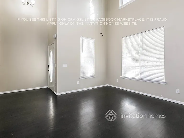 4317 Ben Hill Rd — Photo 8