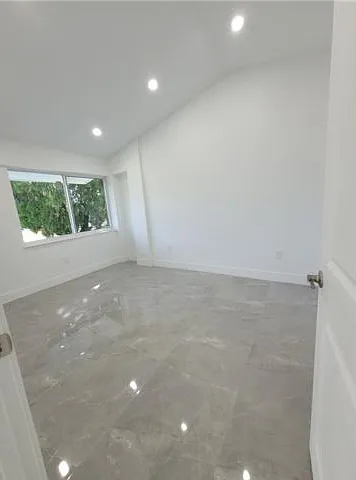 6041 SW 17th St — Photo 12