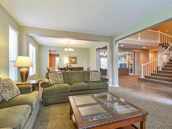6227 Treestead Ct Fort Collins-large-045-54-Living Room3-1498x1000-72dpi.jpg