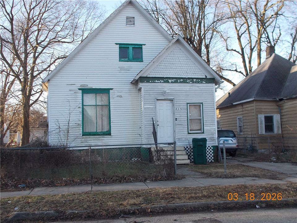 1st image of 415 E Division St