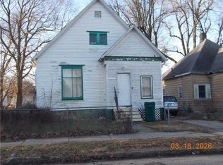 415 E Division St, Decatur, IL 62526