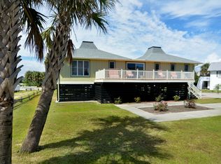 1614 S Waccamaw Dr, Murrells Inlet, SC 29576