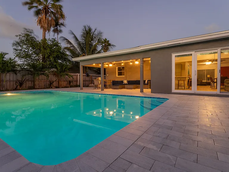 642 Bunting Dr — Photo 32