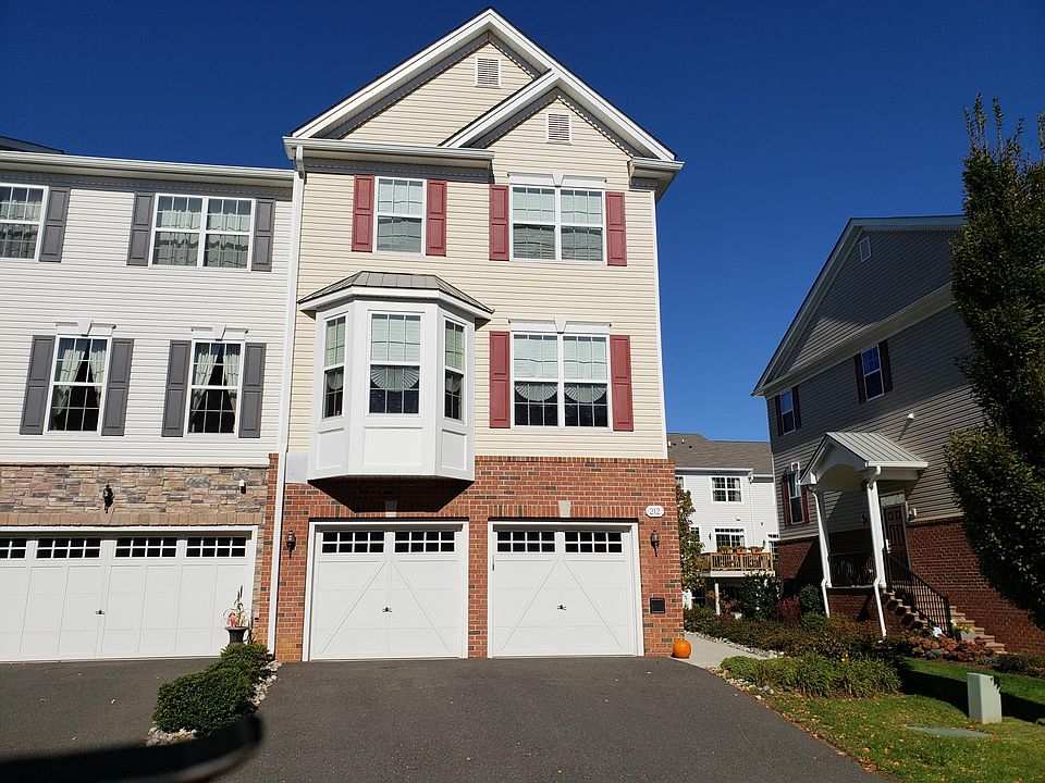 1st image of 212 Yale Blvd