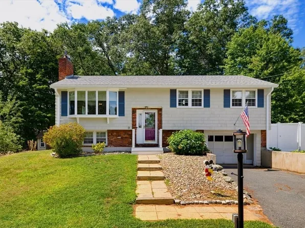 3 Bonnie Ln, Billerica, MA 01821