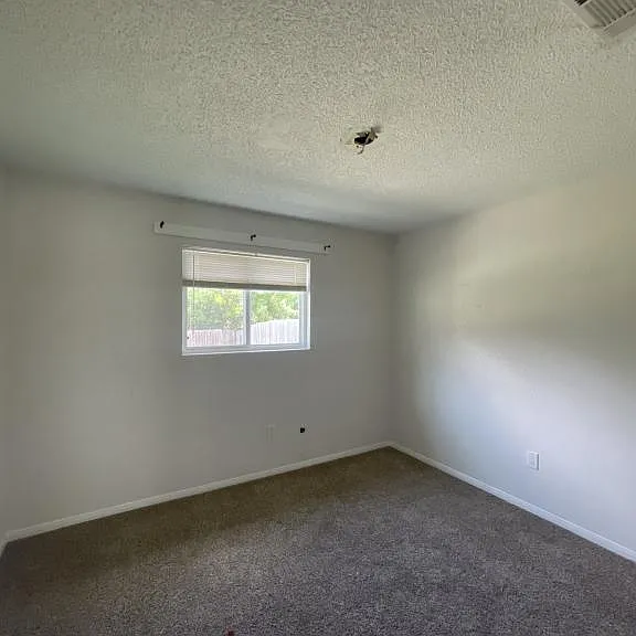 211 Robertstown Rd — Photo 11
