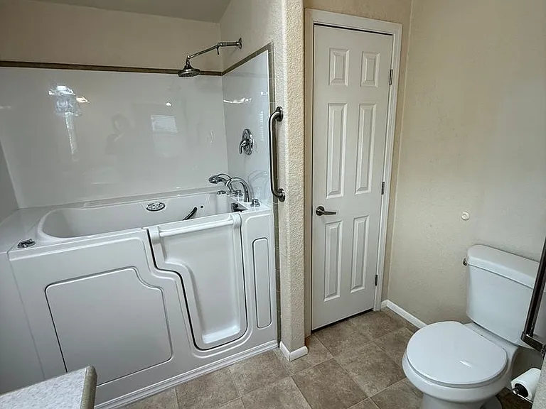 12655 E 46th Dr — Photo 26