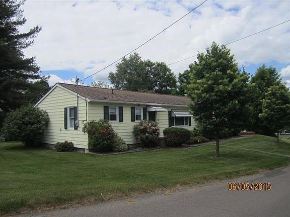 2nd image of 236 Johnston Cir