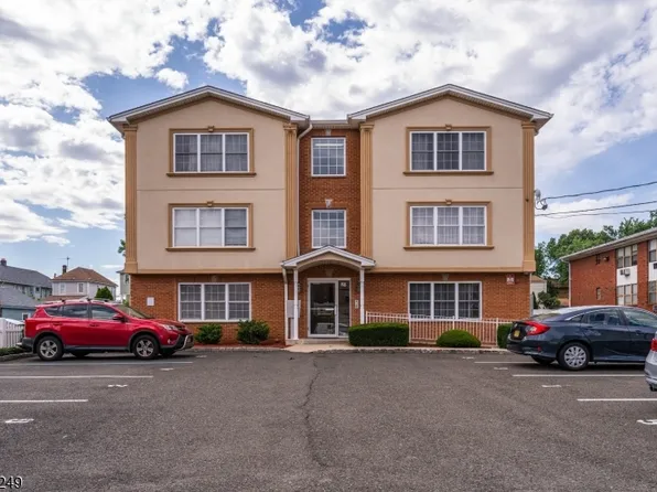 29 E Price St #2, Linden City, NJ 07036