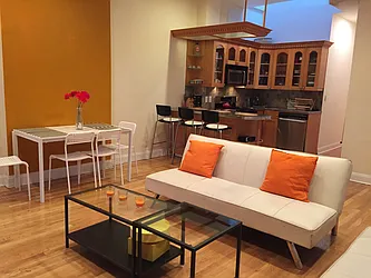 Rented by ER (DO NOT USE)