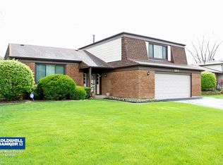 561 Cambridge Way, Bolingbrook, IL 60440