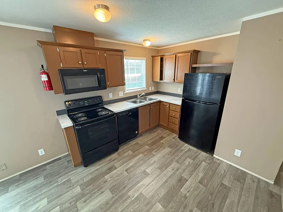 2501 N Apperson Way #11