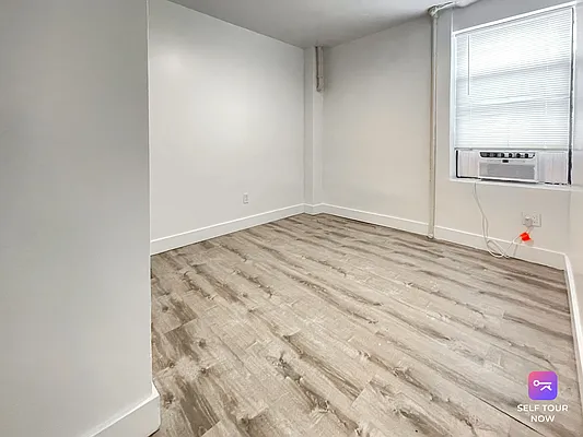 Rented by MAPT Residential LLC | media 4