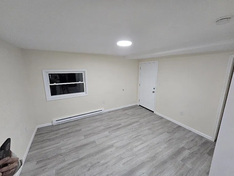 One Bedroom In Heart of Westside Scranton — Photo 2