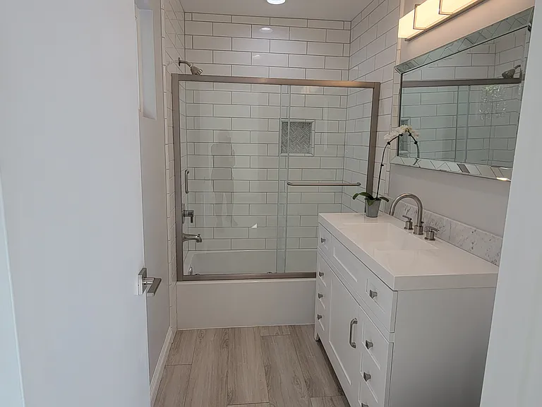 3724 Portofino Way — Photo 24