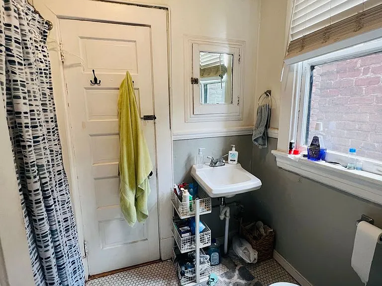 2327 Floyd Avenue — Photo 14