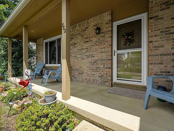 2nd image of 582 Mulberry Way N