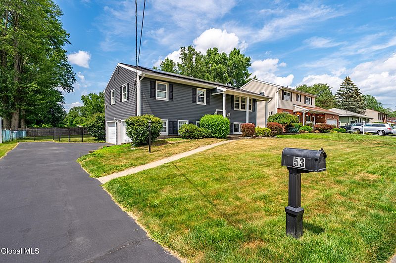 3rd image of 53 Wertman Lane