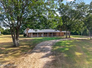 340 W Union Rd, Carriere, MS 39426