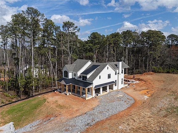 5th image of 245 Heatherton Way