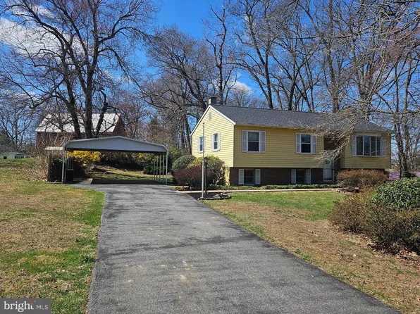 2202 Green Haven Way, Hampstead, MD 21074