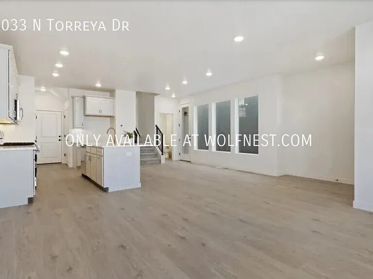 10033 N Torreya Dr — Photo 6