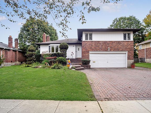 3rd image of 87 Nassau Ave
