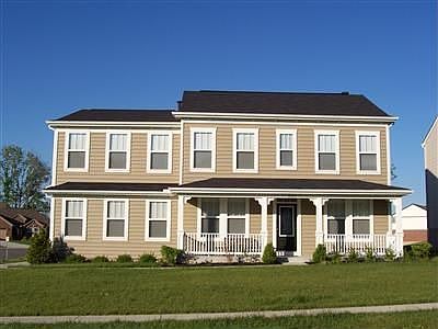 2nd image of 2321 Treetop Ln