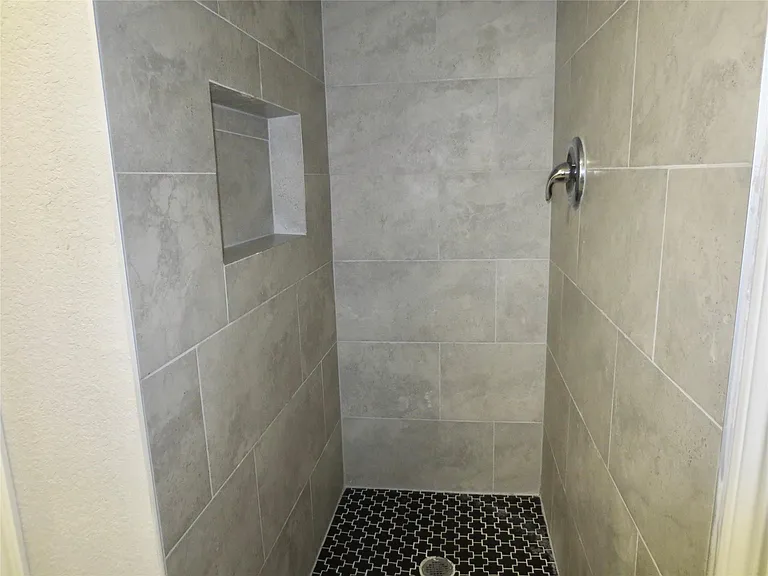 2204 Parker Rd #B — Photo 4