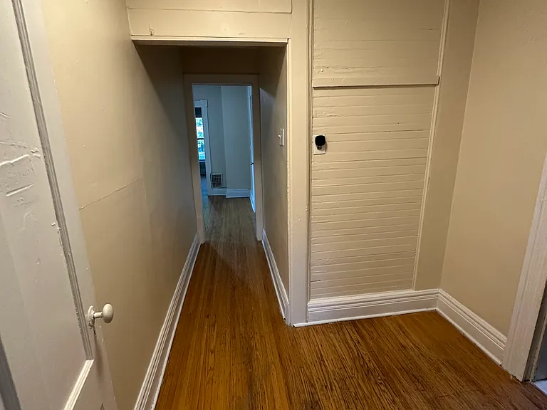 49 Cayuga St #2 — Photo 14