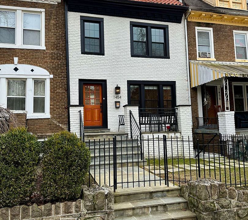 1st image of 1454 Spring Rd NW