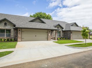 1700 S Dixieland Rd APT 115, Rogers, AR 72758