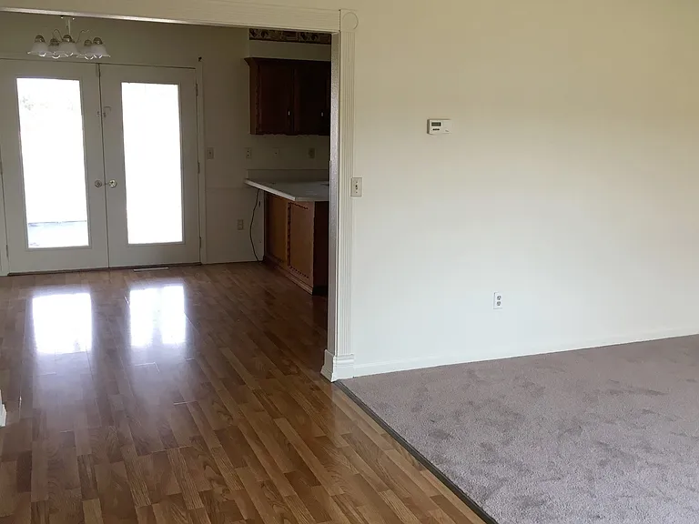 20225 Simmons Rd — Photo 3