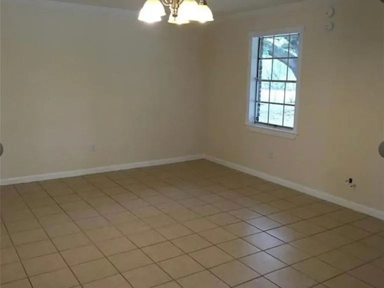 2110 Cherie Dr — Photo 9