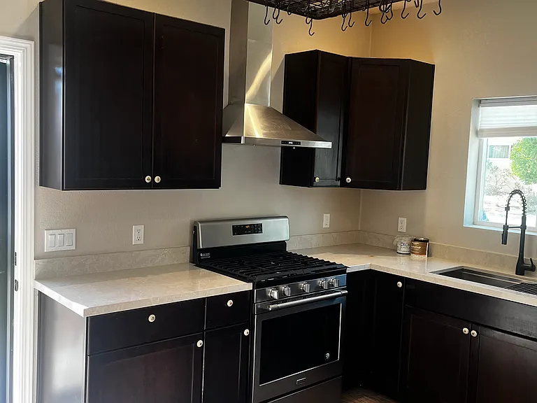 147 Karen Dr #A — Photo 4